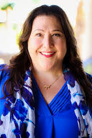 Suzette Walter's Instagram, Twitter & Facebook