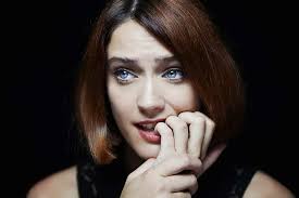 Dear Abby: Should I tell wives their husbands are cheating?