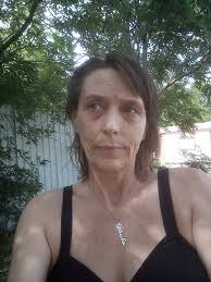 Introduction of artist and diy crafter