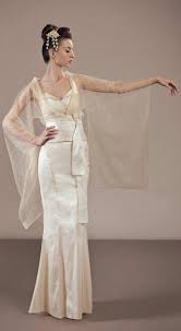 Pin By Petite Lumiere On Japanese Wedding Inspiration Wedding Dresses Unique Japanese Wedding Dress Designer Wedding Dresses