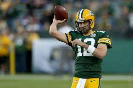 Aaron Rodgers Completed A Comeback Against The Bears On One Leg Sbnation Com