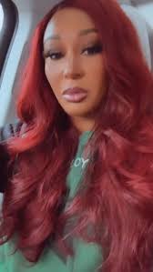 The Melometers sent me some flowers yall!!!! Ommmmmgggggg😭😭😭😭