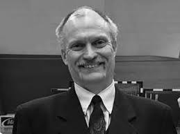 Det är med stor bestörtning vi nåtts av beskedet att Anders Zander har  lämnat oss, 60 år gammal. Anders gärningar i fäktsverige är många och  sträcker sig årtionden tillbaka. Han blev medlem