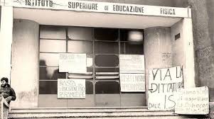 Università telematica scienze umane facoltà di giurisprudenza economia scienze politiche e scienza della formazione. L Aquila Atene D Abruzzo L Isef Nella Storia Dell Universita Dell Aquila Il Capoluogo