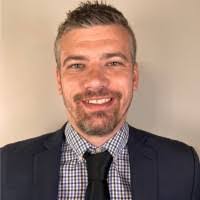 Aaron Hoefen's Instagram, Twitter & Facebook