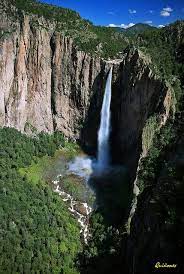 From mexico, to the us, to the entire world. Cascada De Basaseachic En Agosto 246m De Caida Libre Parque Nacional Cascada De Basaseachi By Albert Chihuahua Mexico Travel Around The World Mexico Travel