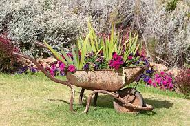 Learn how you can create a decorative wheelbarrow planter using the wagner flexio paint sprayer to elegantly. 34 Best Wheelbarrow Planter Ideas