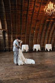 Fargo Moorhead Outdoor Wedding Venue Wedding Venues Barn Wedding Vintage Garden Wedding