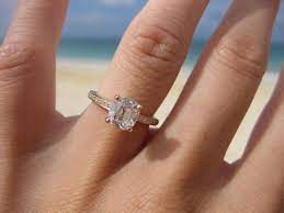 Easy Tricks To Remove A Tight Finger Ring Pouted Com Rose Gold Engagement Ring Rings Gold Engagement Rings