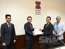0 ratings0% found this document useful (0 votes). 14 Penyelidik Terima Watikah Perintis