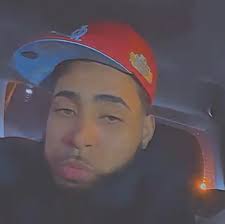 Fan reacts to YB rockin' a full tech suit in NYC summer 🥵