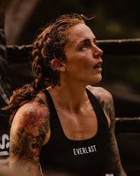 Brooke Ly's Instagram, Twitter & Facebook