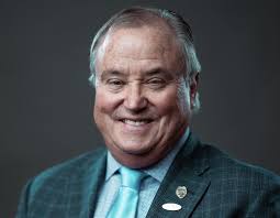 DOVE Center welcomes Washington City Council member to board, thanks  departing members