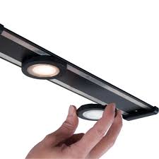 Halo 18 In Led Black Under Cabinet Puck Light Kit Hu2018ps2p930mbr The Home Depot