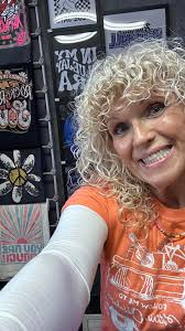 Cleburne Retail Store Open 7 Days a Week