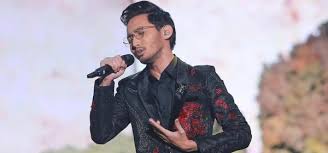 We did not find results for: Video Bersanding Seorang Diri Persembahan Sufian Suhaimi Bikin Netizen Sebak