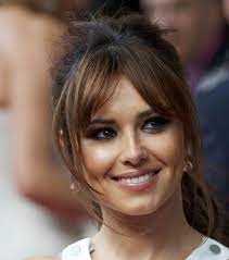 Frange Longue Frange Effilee Frange Rideau Les Meilleures Idees A Piquer Aux Stars Coiffure Frange Coupe De Cheveux Cheveux