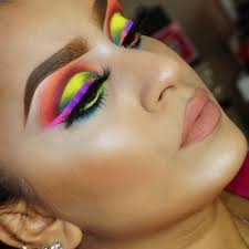 helen freeland (@helenfreeland)