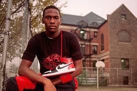 Air" O Cómo Un Desconocido Jordan Cambió La Historia De Nike | Control Publicidad