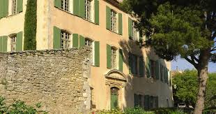 45 Maisons De Provence Ou L On Reve De Partir En Vacances Maison En Provence Maison Toscane Belle Maison