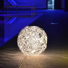 Skapetze Mesh S Led Drahtkugel O 30 Cm Innen Aussen Innenleuchten Stehleuchten Drahtkugel Stehlampe Aussen Led