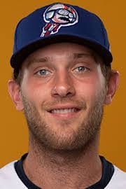 Shane Knois's Instagram, Twitter & Facebook