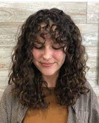 Medium hairstyles should be one of the most favorite looks for women. 32 Best Shoulder Length Curly Hair Cuts Styles In 2021