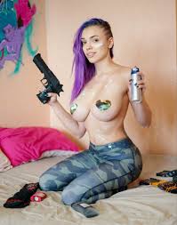 23 февраля ню  смешные картинки и другие приколы: комиксы, гиф анимация,  видео, лучший интеллектуальный юмор.