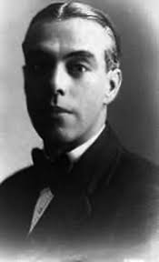 Alfonso Villegas's Instagram, Twitter & Facebook