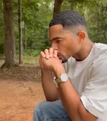 Why is person using Piarry bank?