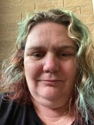 I'm donna 44 from Queensland Australia. I love craft, music, reading and  more. Looking for new penpals!