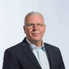 Ter nagedachtenis aan Teun Mur, een begrip in onze sector. Onze oprechte  deelneming aan allen die hem lief had.