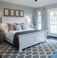 Are you ready to get the fixer upper bedroom of your dreams? The Secret To Decorate Like Joanna Gaines Fixer Upper Bedrooms