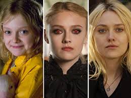 Ihren durchbruch feierte sie 2001 mit ihrer rolle in ich bin während dieser zeit sprach dakota fanning auch die synchronrolle der titelheldin in coraline. Dakota Fanning Best And Worst Movies Ranked By Critics