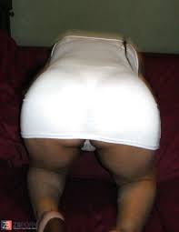 Mi esposa se viste como puta al salir a la calle - ZB Porn