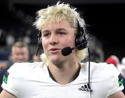 He played in all 12 of the tar heels' games and started in four. Buckeyegrove Ewers To Enroll And Participate In 2021