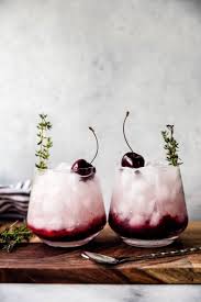 Coolers Aux Cerises Cocktails Drinks Drinkrecipes Mixology Craftcocktails Avec Images Nourriture Alimentation Boisson