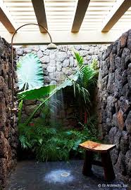 Cool Outdoor Showers You Ll Wish You Could Rinse Off In Sheknows Outdoor Shower Outdoor Bathrooms Outdoor