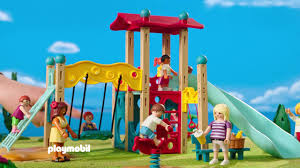 De quoi nourrir vos convictions personnelles avec la référence playmobil parc de jeu si la seconde main fait partie intégrante de vos habitudes d'achat. 9423 Family Fun Parc De Jeu Avec Toboggan Playmobil Pas Cher A Prix Auchan
