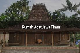 Meskipun sudah jarang dijadikan tempat tinggal, rumah joglo kini dijadikan konsep menarik untuk restoran atau hotel. Rumah Adat Jawa Timur Lengkap Gambar Penjelasan Lezgetreal