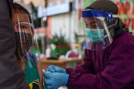 Kasus virus corona pertama di indonesia ini bermula dari adanya warga negara asing (wna) asal jepang yang positif virus corona mengunjungi indonesia. Strain Virus Corona Disebut Mengalami Mutasi Di Indonesia Halaman All Kompas Com