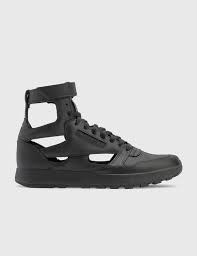 The only thing worse than losing, is not shooting your shot in the first place. Reebok Human Rights Now Collection Release Date Hypebeast