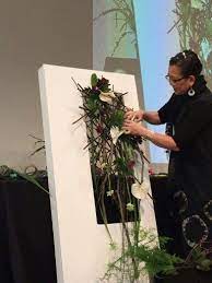 Excellent Professionalflorist Floral Art Floral Design By The Talented Hitomigilliam Mentor Modern Floral Design Flower Curtain Ikebana Flower Arrangement