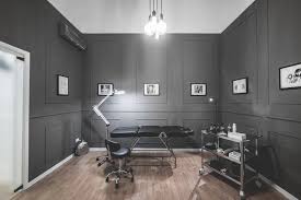 Color, form, line, space and composition. B G Tattoo Studio Modo Architettura Design Tattoo Studio Tattoo Studio Interior Tattoo Shop Interior