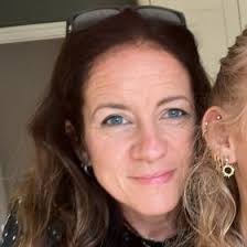 Amelia Sinclair's Instagram, Twitter & Facebook