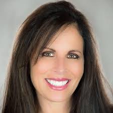 Jennifer Ritzman's Instagram, Twitter & Facebook