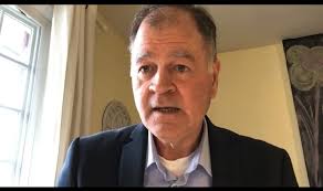 Lou Clements's Instagram, Twitter & Facebook