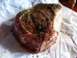 Cuit au four ou en cocotte, à basse température ou en croûte, la cuisson du rôti de boeuf s'adapte à toutes vos envies. Cuisson De La Cote De Boeuf Au Four Bigmammy En Ligne