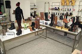 Gran plaza 2 es listada en las siguientes categorías El Disenador Steve Madden Abre Su Primera Zapateria En Madrid Zona Retiro