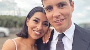 Julie Calcott's Instagram, Twitter & Facebook